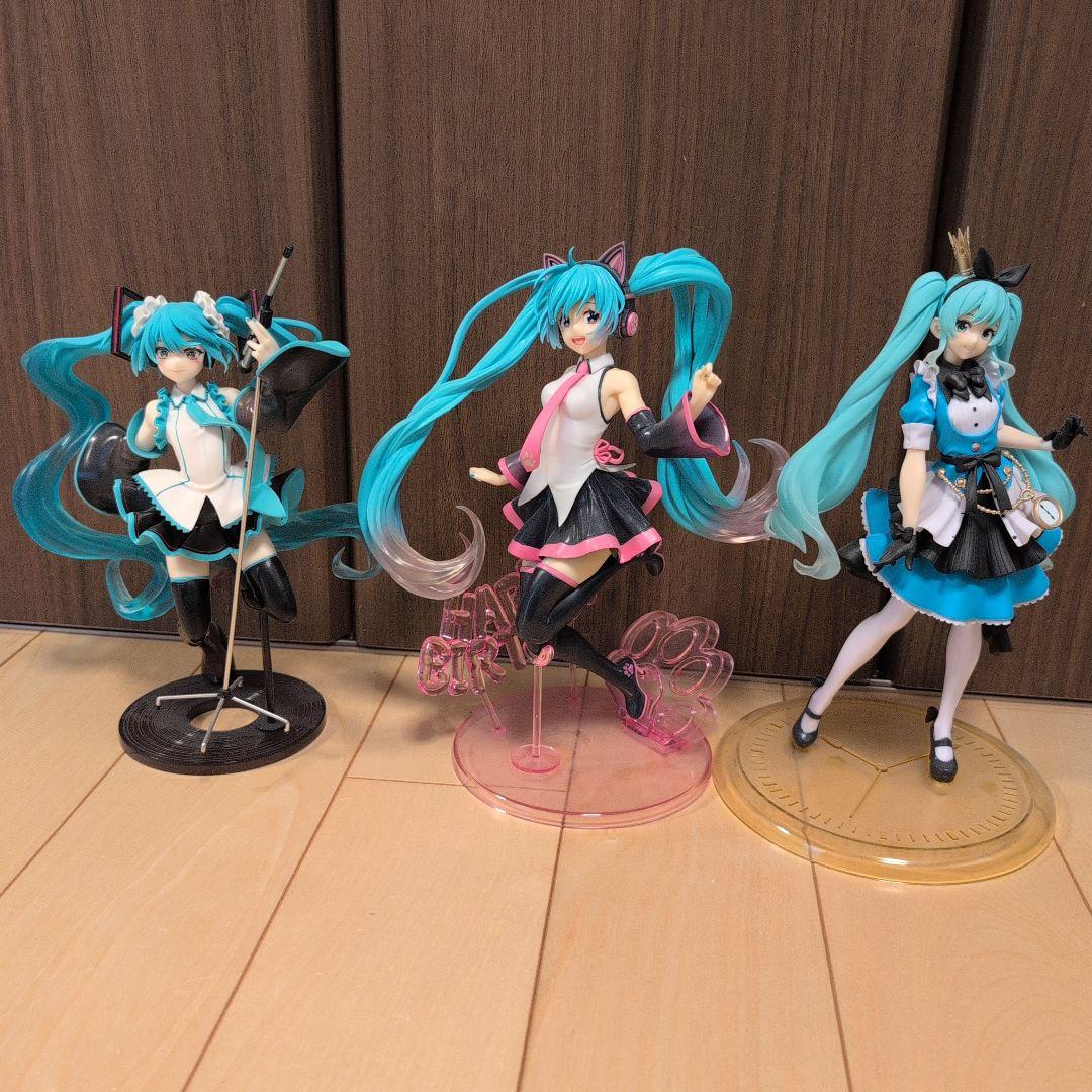 初音ミク フィギュア まとめ売り 18体