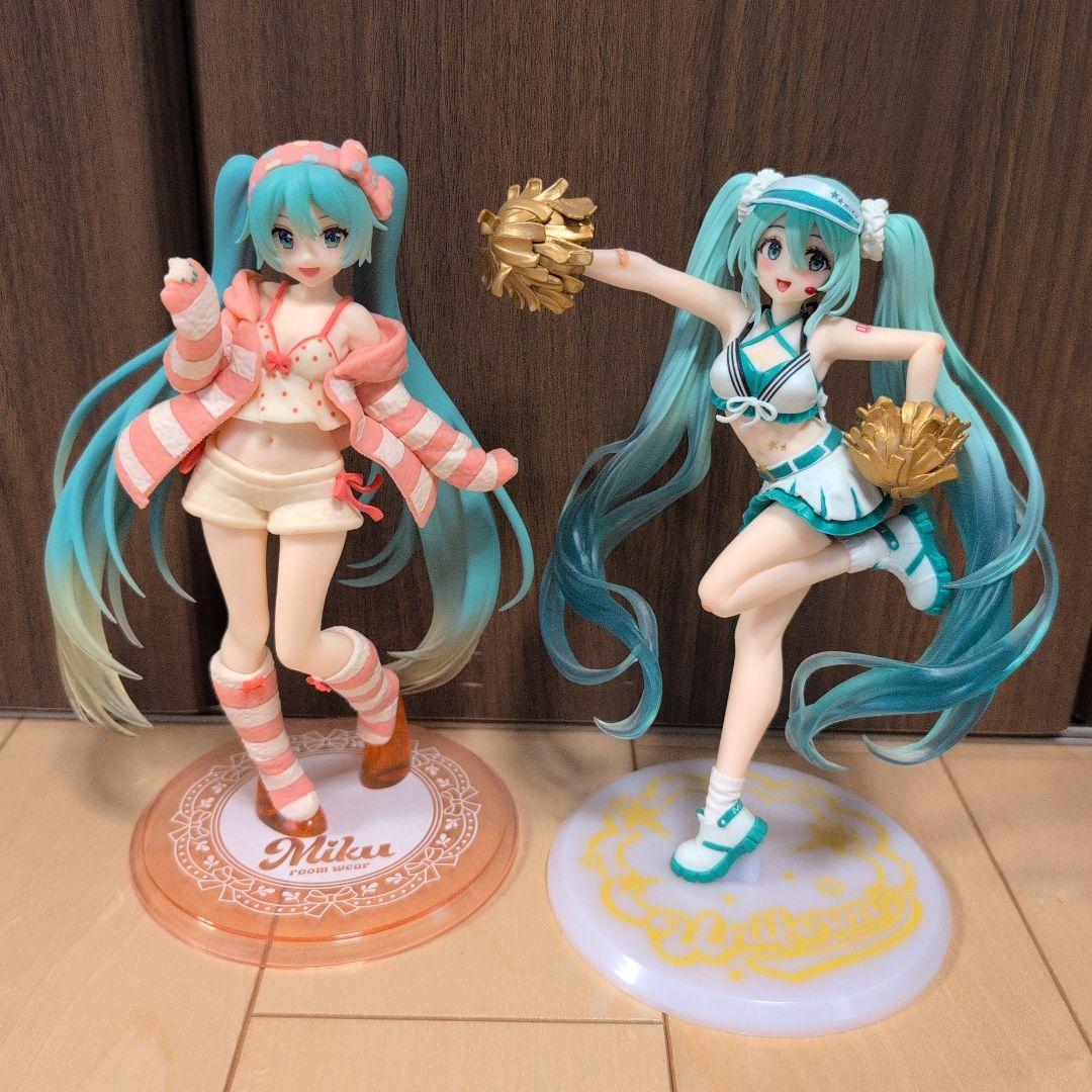 初音ミク フィギュア まとめ売り 18体