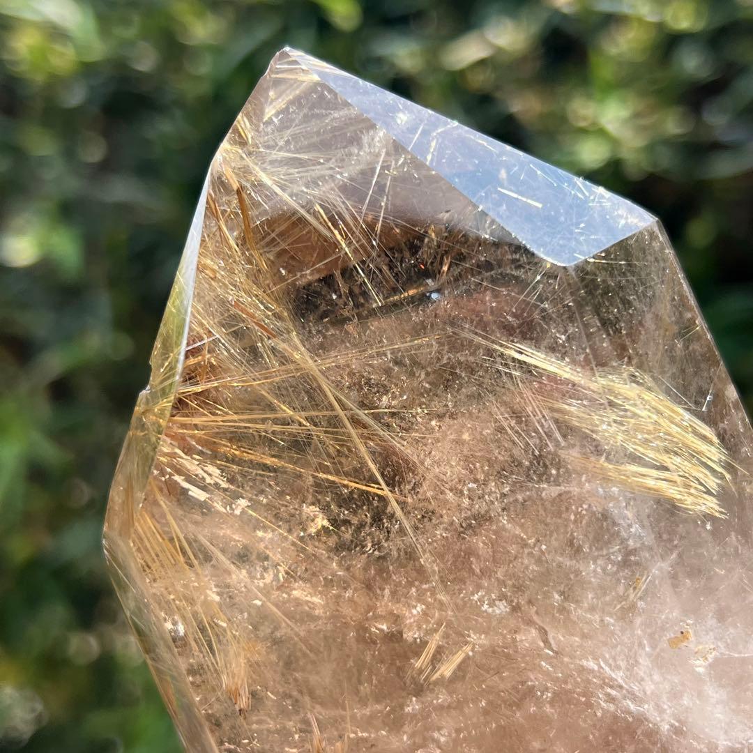 ☆輝宝☆激凄美宝‼️極上特級品☆虹入り 太陽放射 ゴールドタイチンルチル 六角柱