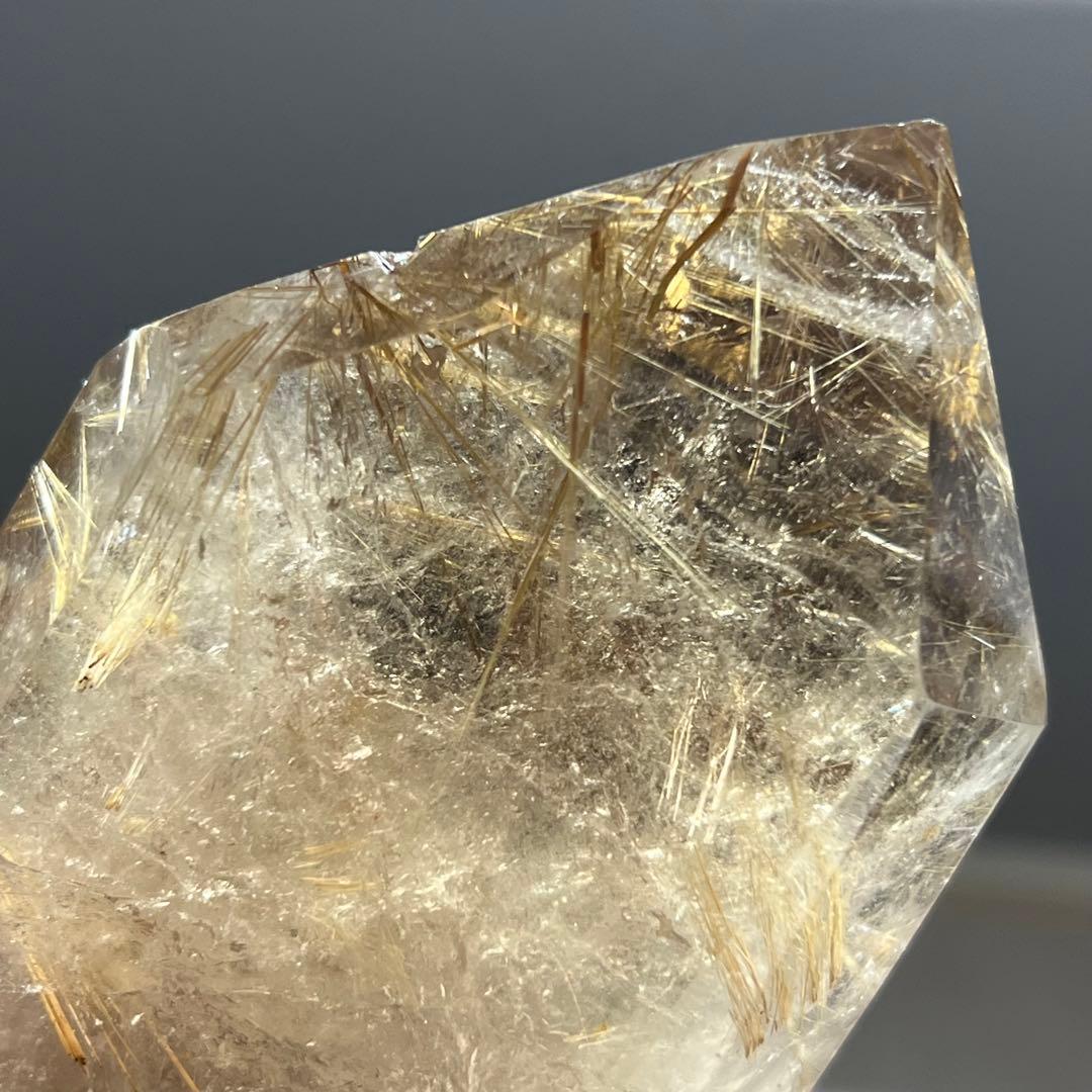 ☆輝宝☆激凄美宝‼️極上特級品☆虹入り 太陽放射 ゴールドタイチンルチル 六角柱