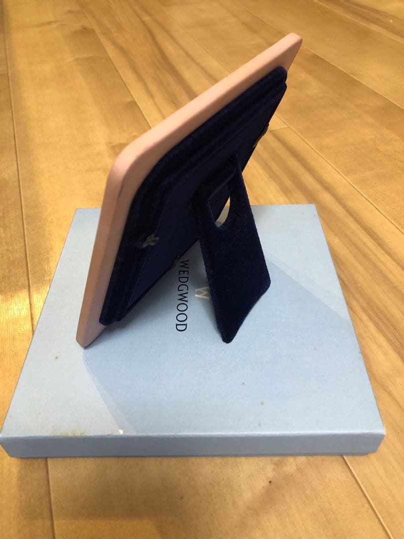 まなぴん　ウェッジウッド写真立て　ピンク　未使用品