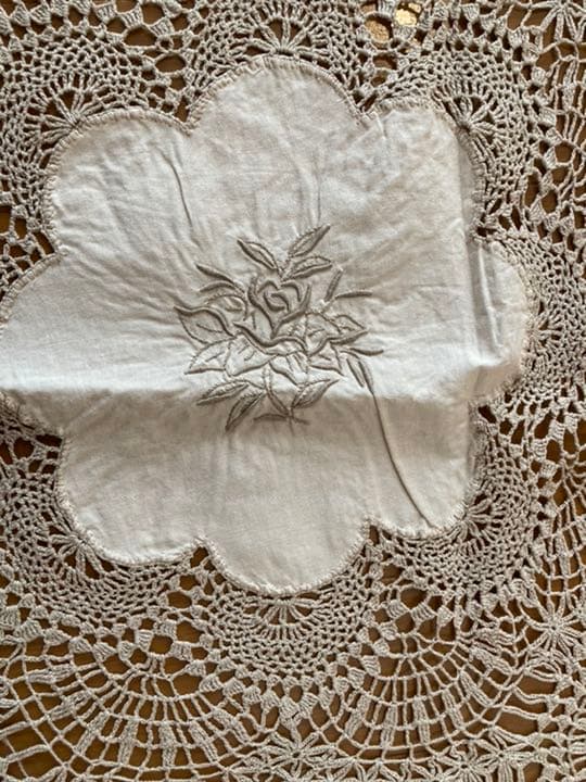 ハンドエンブロイダリー クロッシェ大判クロス