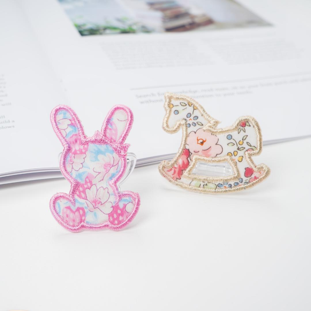 【L-5】動物ワッペン　★リバティ生地使用　アイロン　うさぎ　くま　ねこ　木馬