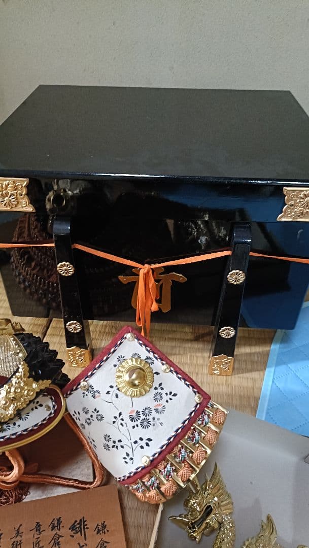 龍玉作　俳鎌倉時代　緋威之兒　兜　節句