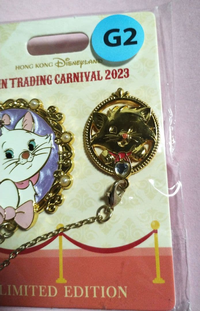 香港ディズニー　ピンバッジ　マリー　トゥルーズ　Limited 限定　カーニバル