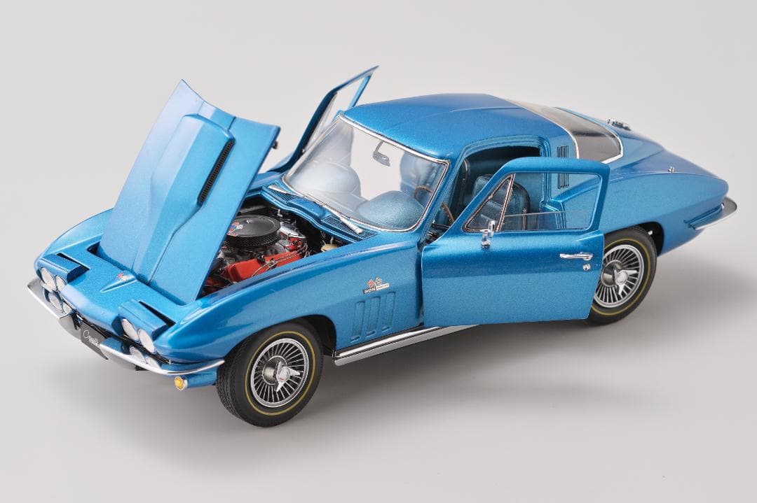 gmp CORVETTE Fastback 1965 1/18サイズ