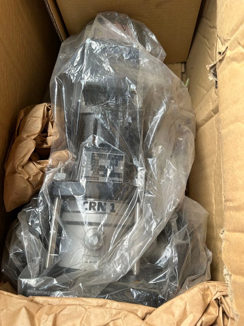 グルンドフォスポンプ　CRN1-2 0.37kw