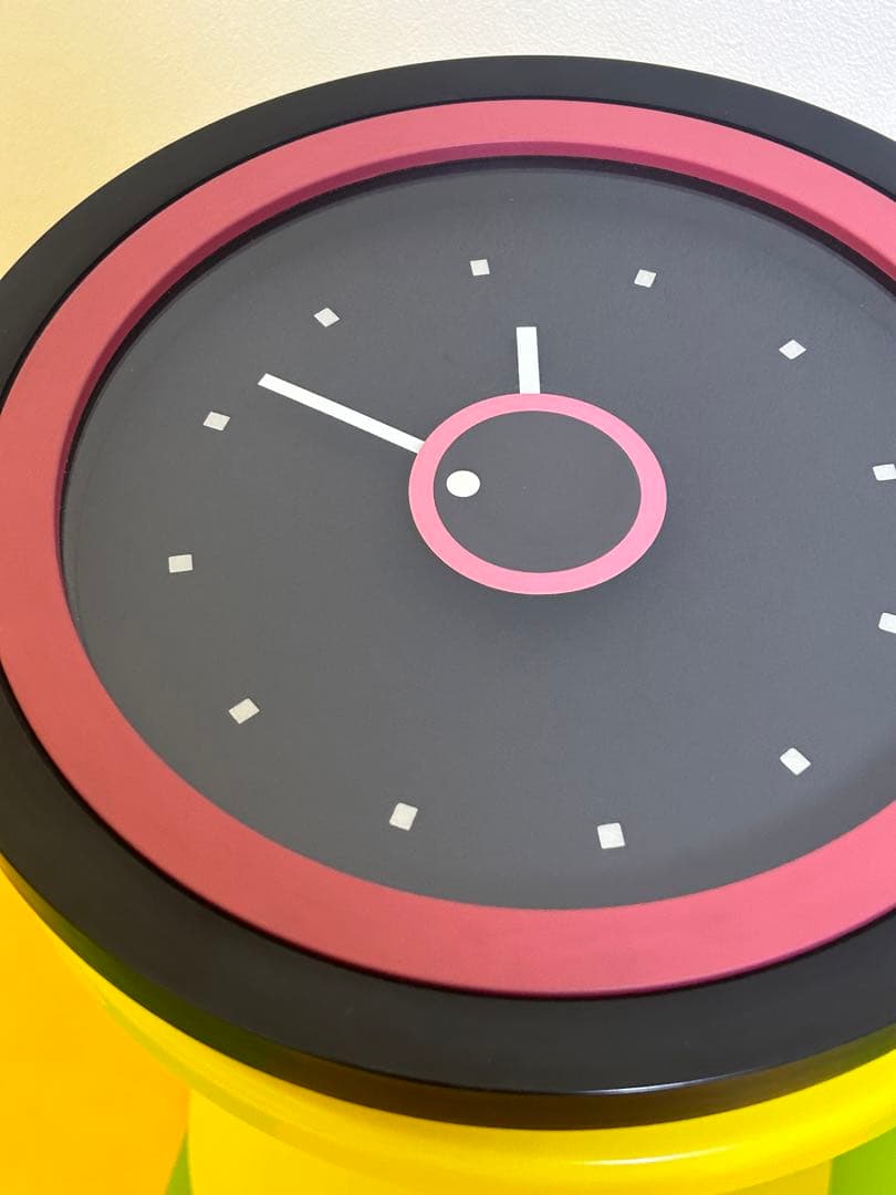 スペースエイジ　ポストモダン　壁掛け時計　ミッドセンチュリー　ウォールクロック