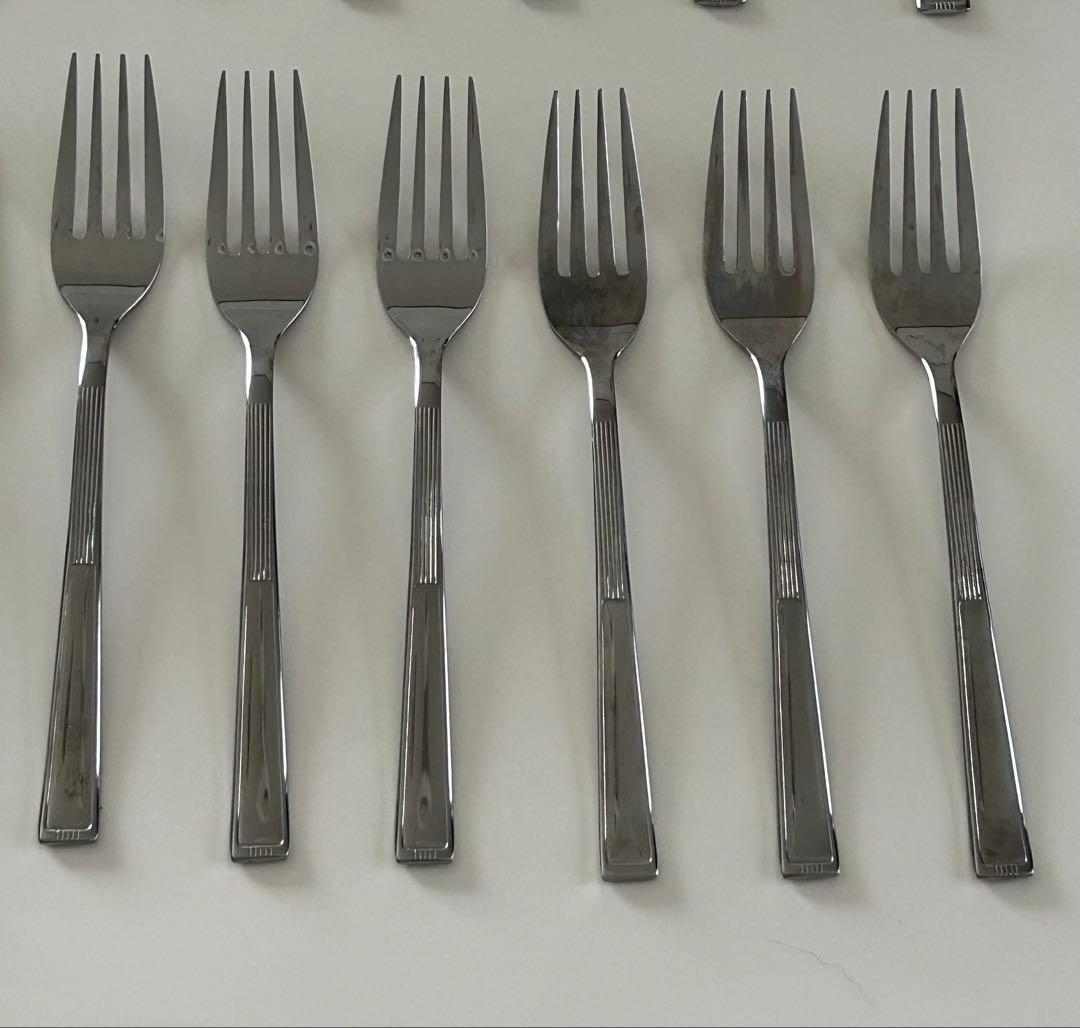 ノリタケ　カラトリーセット