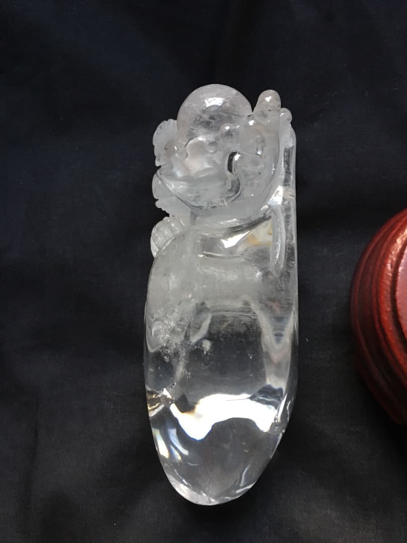 天然石 水晶 龍彫刻