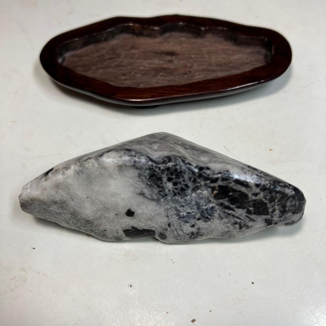 山形の水石 白黒模様 - メルカリ