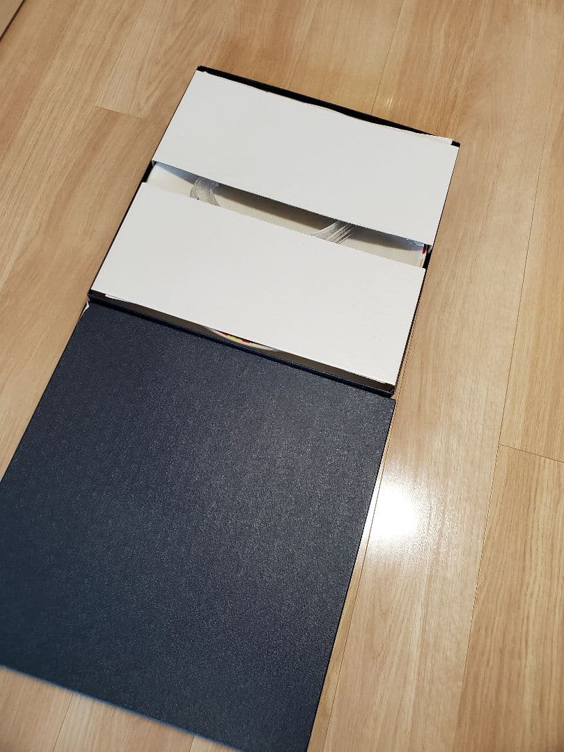 石ノ森章太郎 七回忌記念制作飾皿 直径41㎝】 - メルカリ