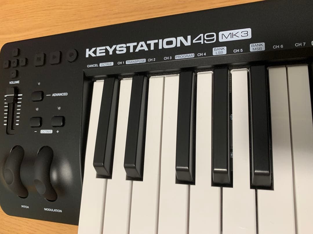 【ペダル・ケーブル付】M-Audio Keystation49 MK3