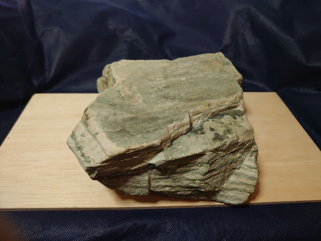 緑積層石 緑積層岩