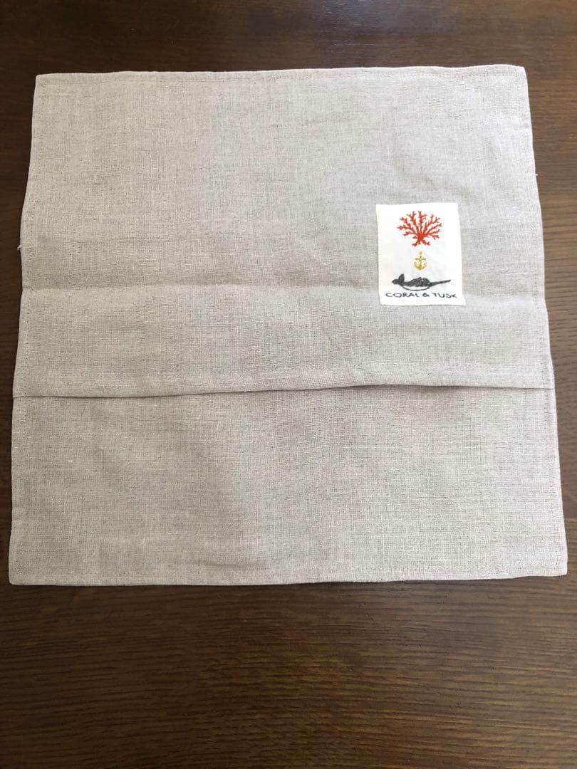 最終値下げ！コーラルアンドタスク クッションカバー イースターフレンズ