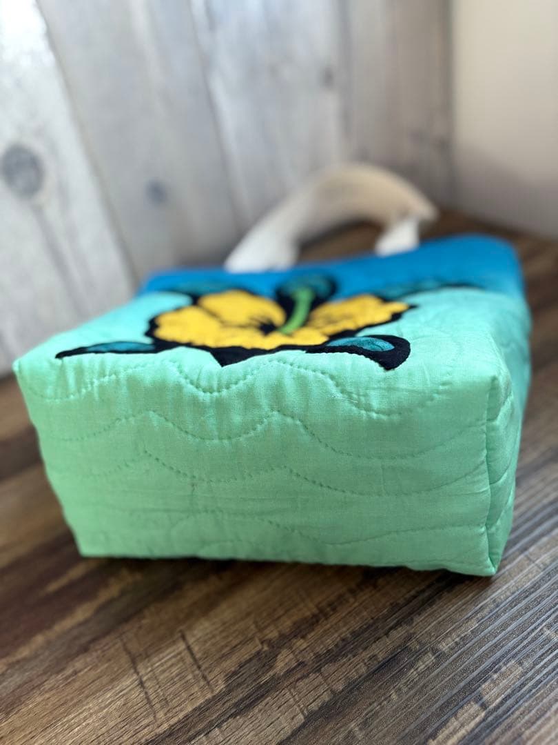 ♡ハワイアンキルトバッグ♡ホヌのハイビスカス♡