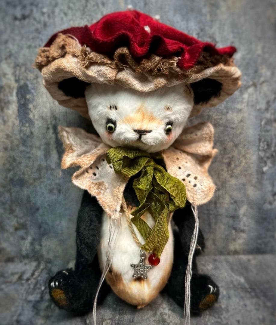 キノコ帽子がお気に入り テディベア くま パンダ 海外作家様 ぬいぐるみ