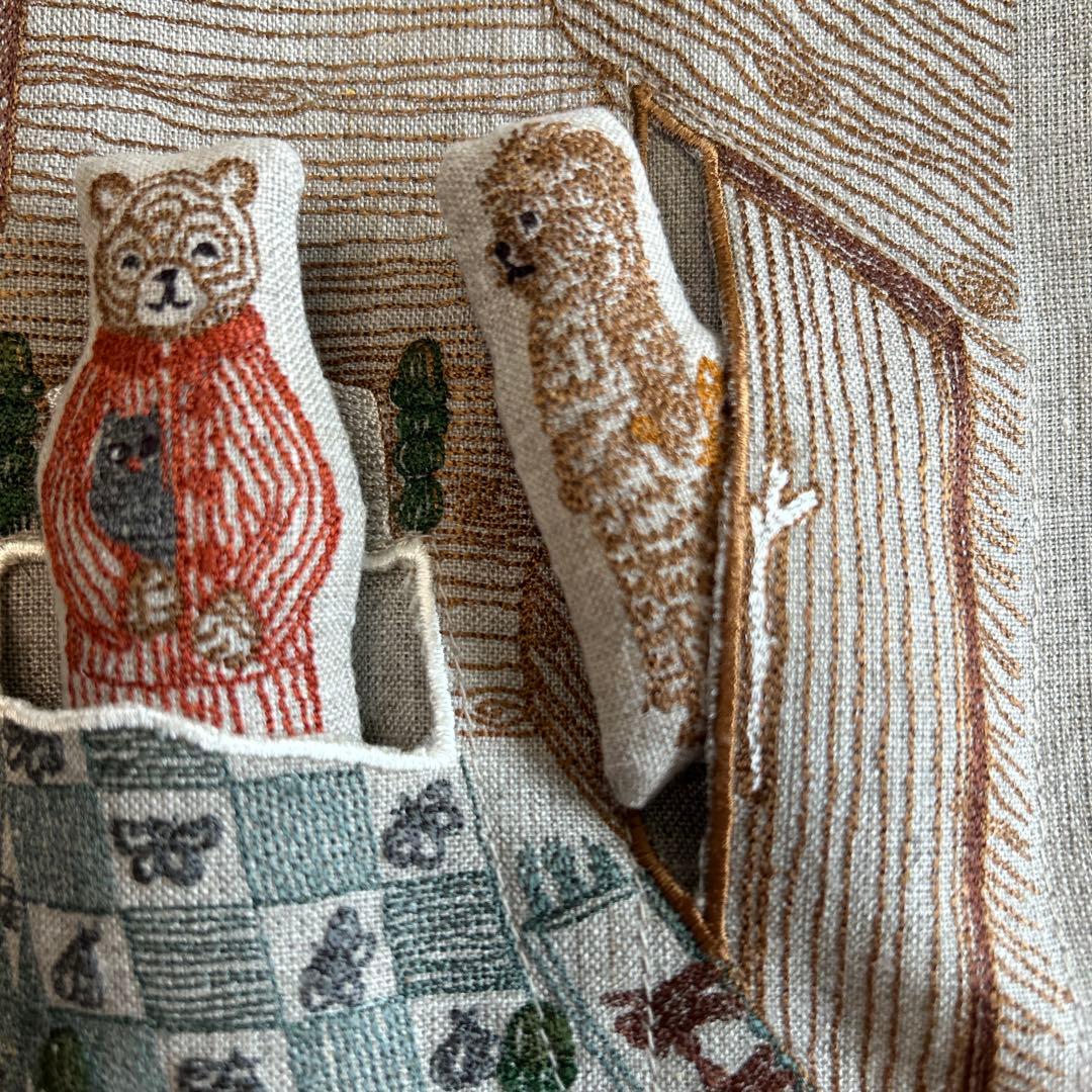 コーラル&タスク Coral&Tusk 3匹のクマのクッションカバー　新作