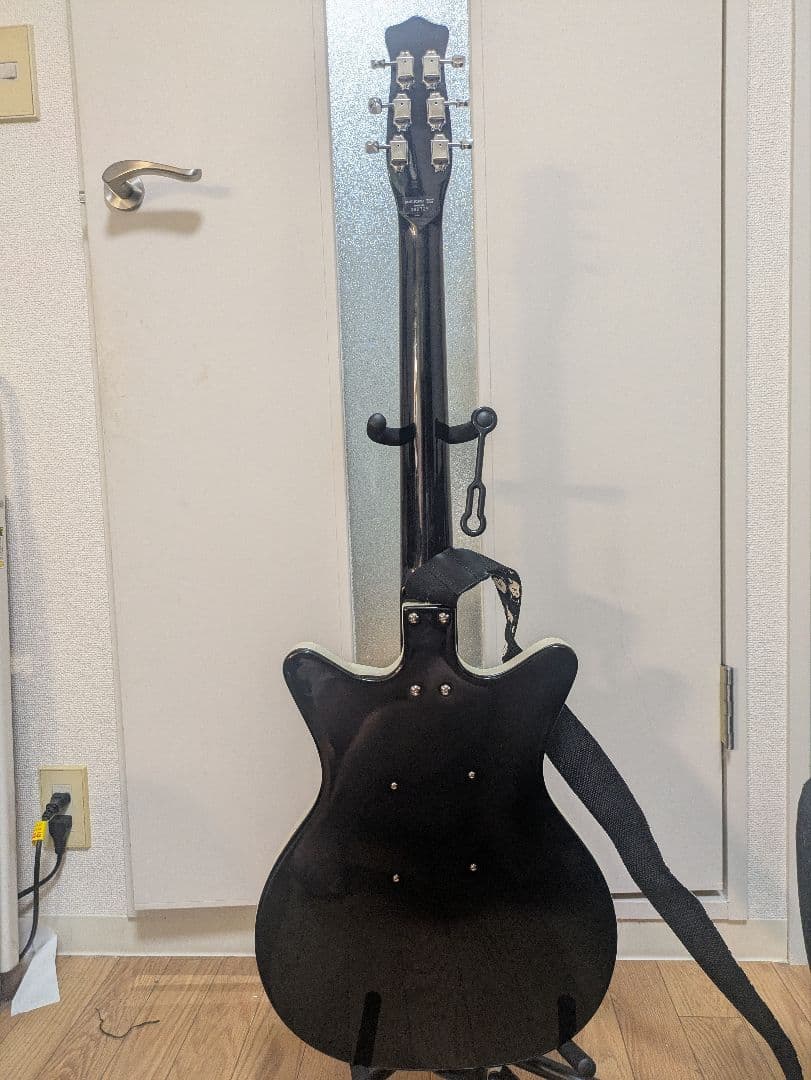 ダンエレクトロ　Danelectro　エレキギター