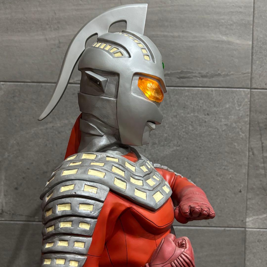 海洋堂 ハイパーソフビ ウルトラセブン パラノイア工房 完成品 - メルカリ