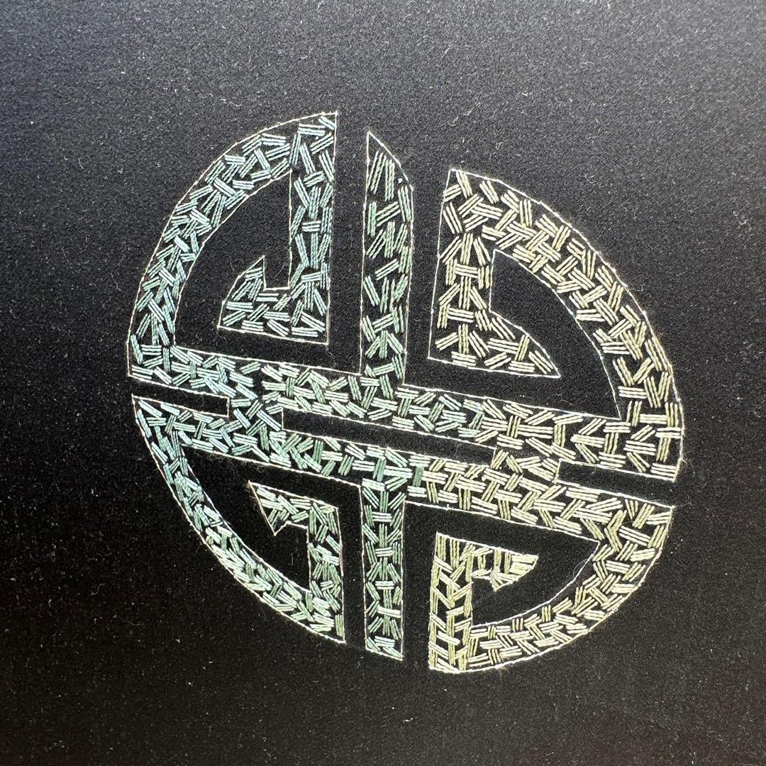 韓国 刺繍の特大屏風 幅約3m 8連 衝立 パーテーション 伝統工芸