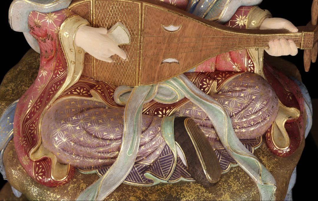 木彫置物 現代大仏師 向吉悠睦 秀逸作 木彫彩色像 琵琶を奏でる天女 女