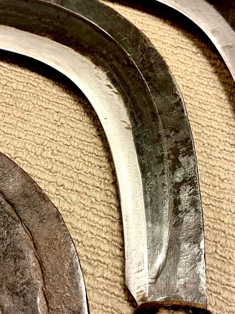 は*ん様 在銘夜叉龍他 極上造林鎌4本まとめて 草刈鎌 大鎌 林業 草刈