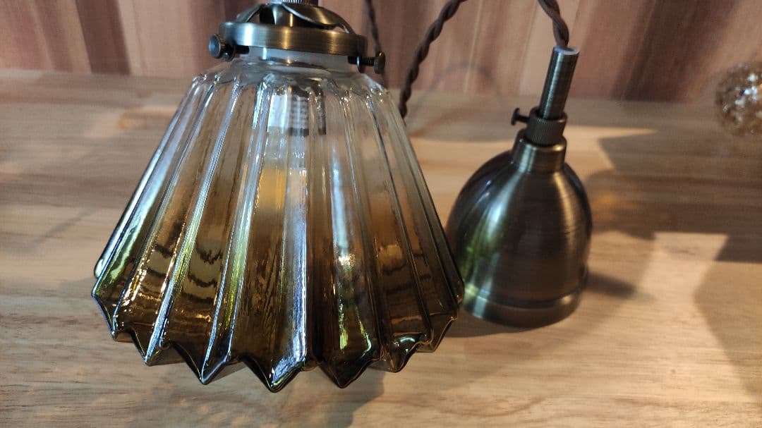 モダンデザイン ガラスシェード ペンダントライト