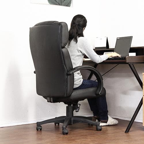 《新品・送料無料》プレジデントチェアー ブラック 2