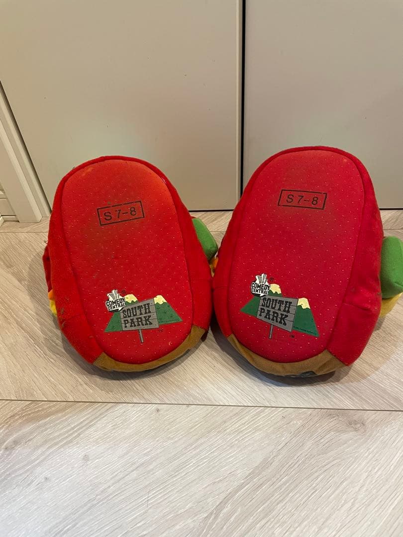 SOUTH PARK カートマン ぬいぐるみスリッパ 約30cm