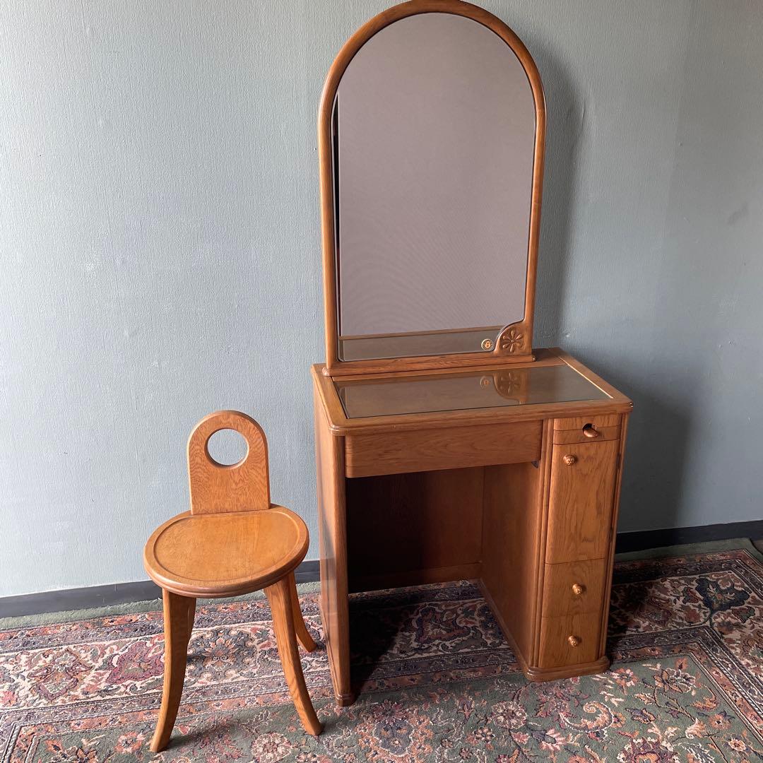 【美品】ドレッサー　鏡台　椅子付き(別売) コンセント付き