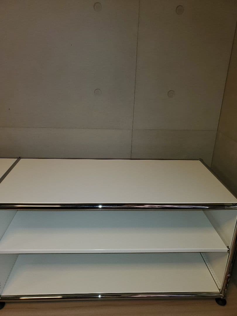 送料込！値引き！USMハラー　TVボード　ピュアホワイト