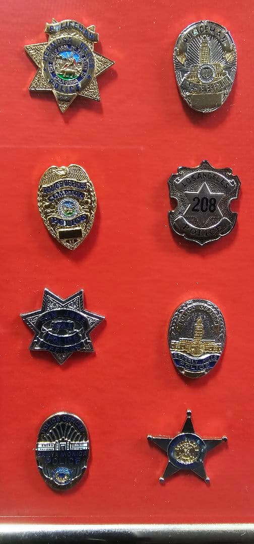 アメリカ警察 ピンバッジセット 24個 - メルカリ