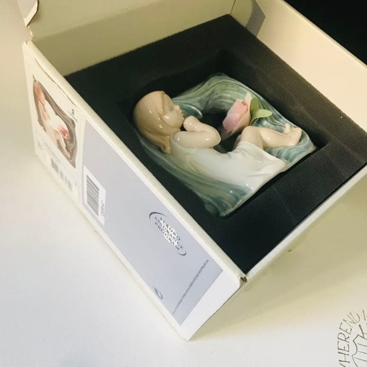 リヤドロ  幸福な夢　新品未使用