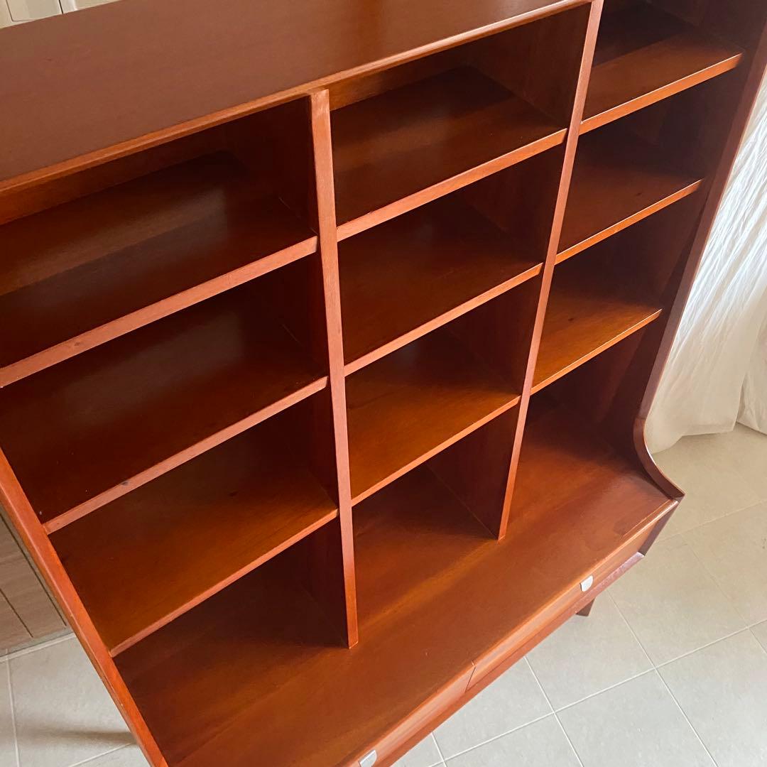 北欧　アンティーク　シェルフ　棚　脚付き　飾り棚　チェスト　マホガニー