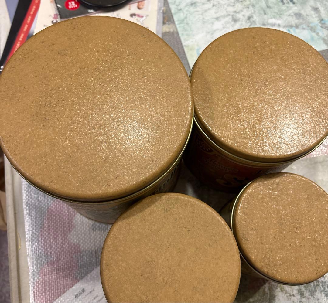 バロノフ　アンティーク缶　4個セット