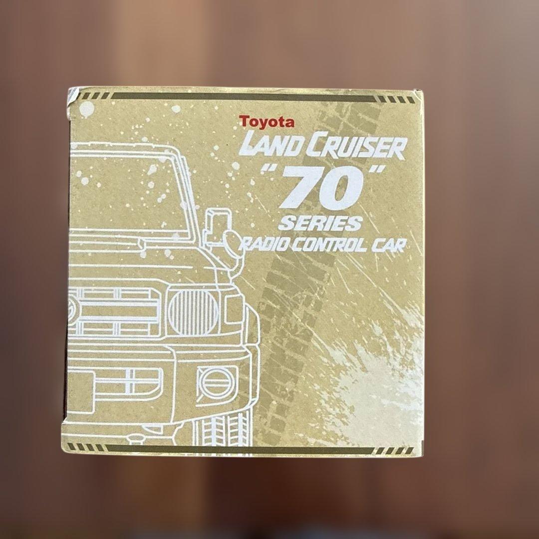 貴重品☆トヨタ承認 ランドクルーザー70 ラジコン ミニカー 1/25