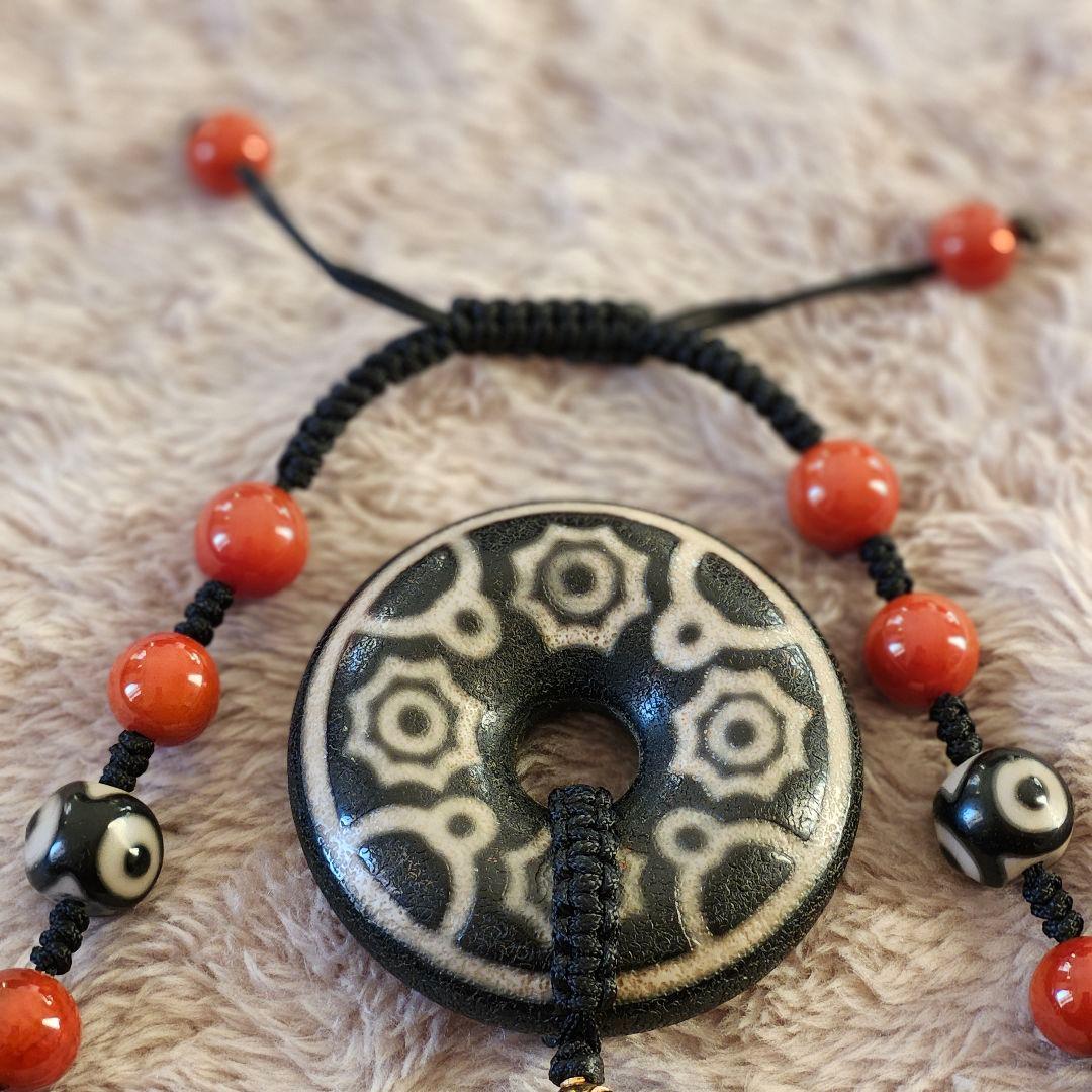 チベット天珠 九宮八卦 三眼7珠 紅玉髄瑪瑙 32玉 チベット直送