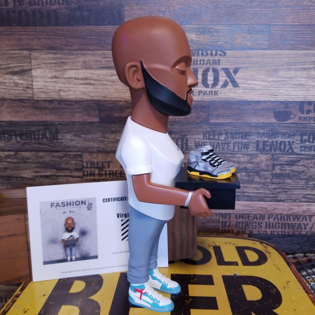 OFF-WHITE Virgil Abloh フィギュア スニーカー付き