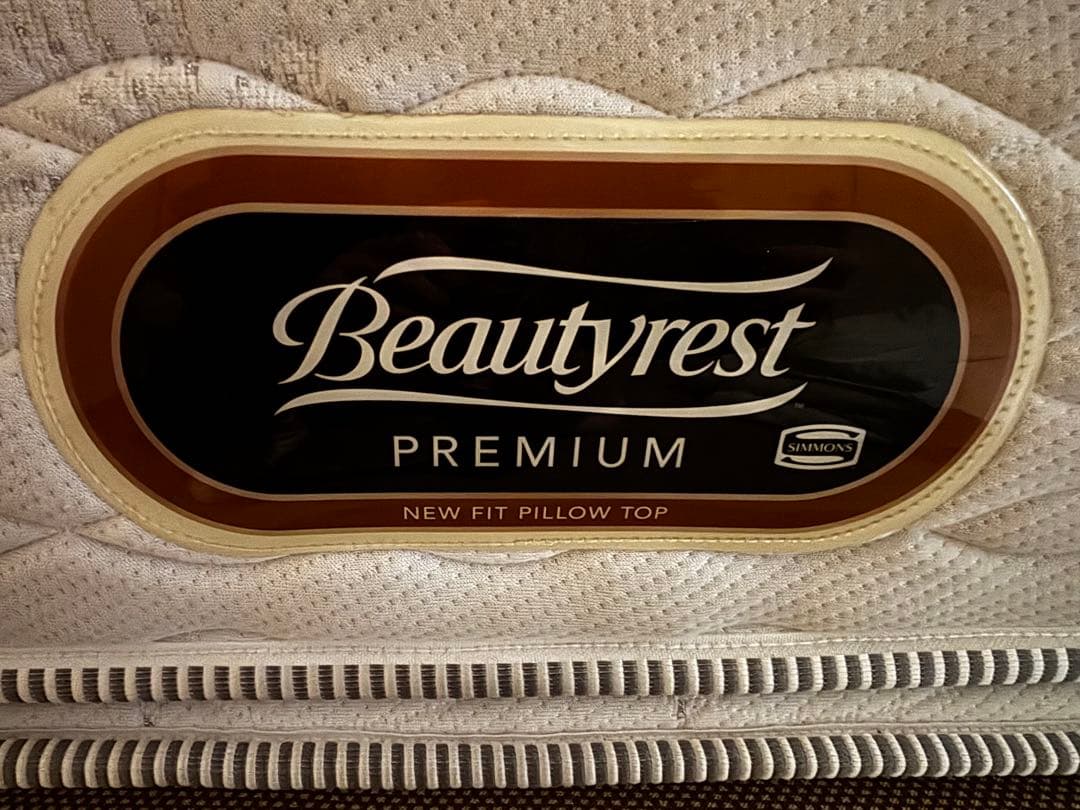 シモンズ　セミダブルマットレス(※フレームと同時購入で割引可)