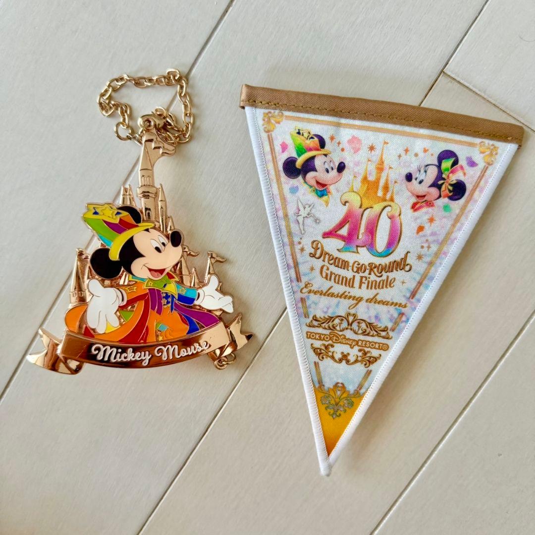 ディズニー 40周年 ドリームガーランド バッグチャーム - メルカリ
