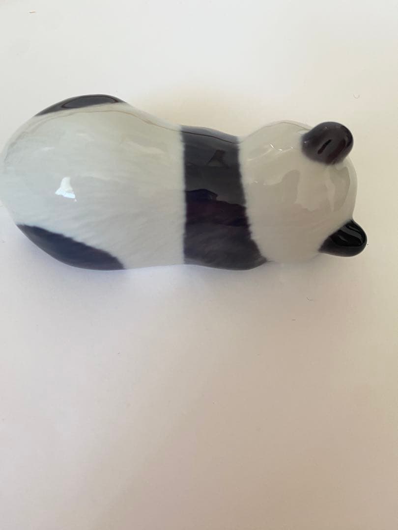 ロイヤルコペンハーゲン　陶器製パンダの置物