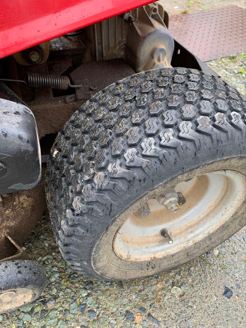 Honda 乗用式芝刈り機 赤　取引限定