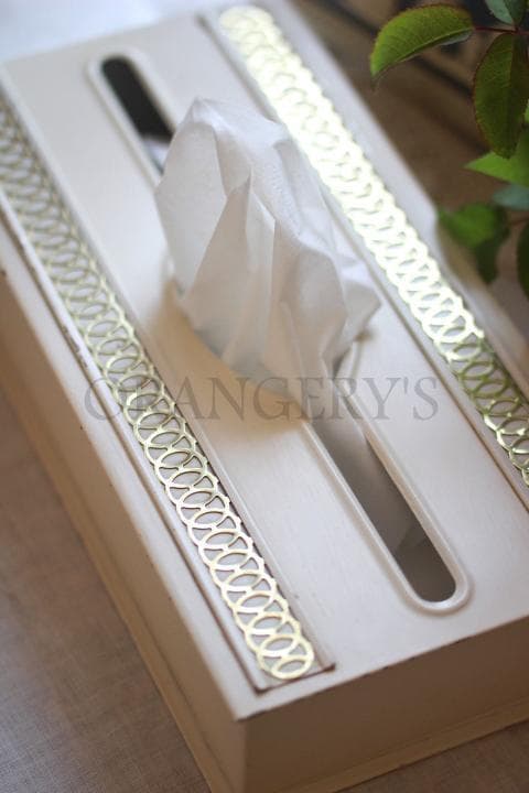 【セール中】1950－1960年ヴィンテージ白＆ゴールドのティッシュカバー