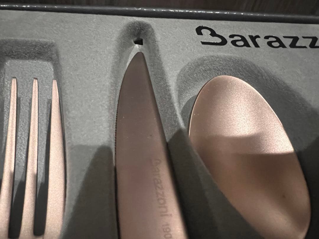 ヨッシー　未使用品 カトラリー 24P ブロンズサテン 定価4万円