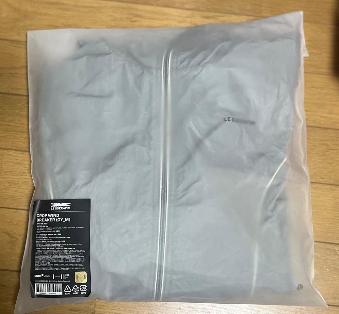le sserafimルセラフィム ウィンドブレーカー - メルカリ