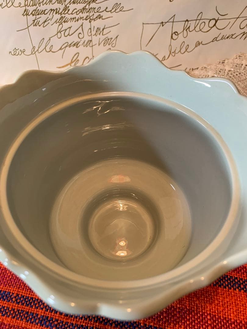 ビヨンヴィンブラッド　激レア・ビンテージのメリーゴーランド型の蓋物可愛すぎます！