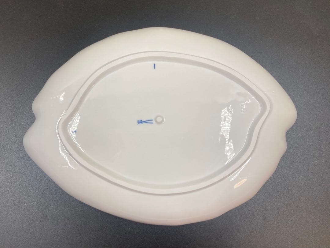 マイセン ブルーオニオン リーフプレート 葉脈 - メルカリ