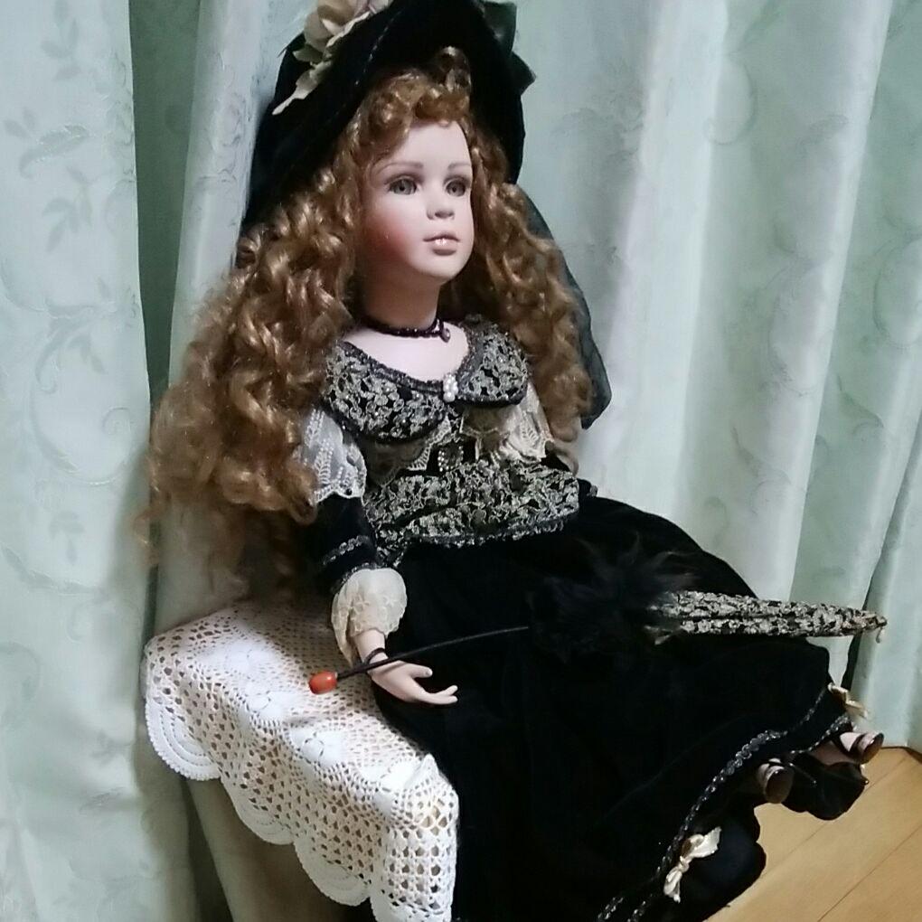 アンティーク調フランス人形