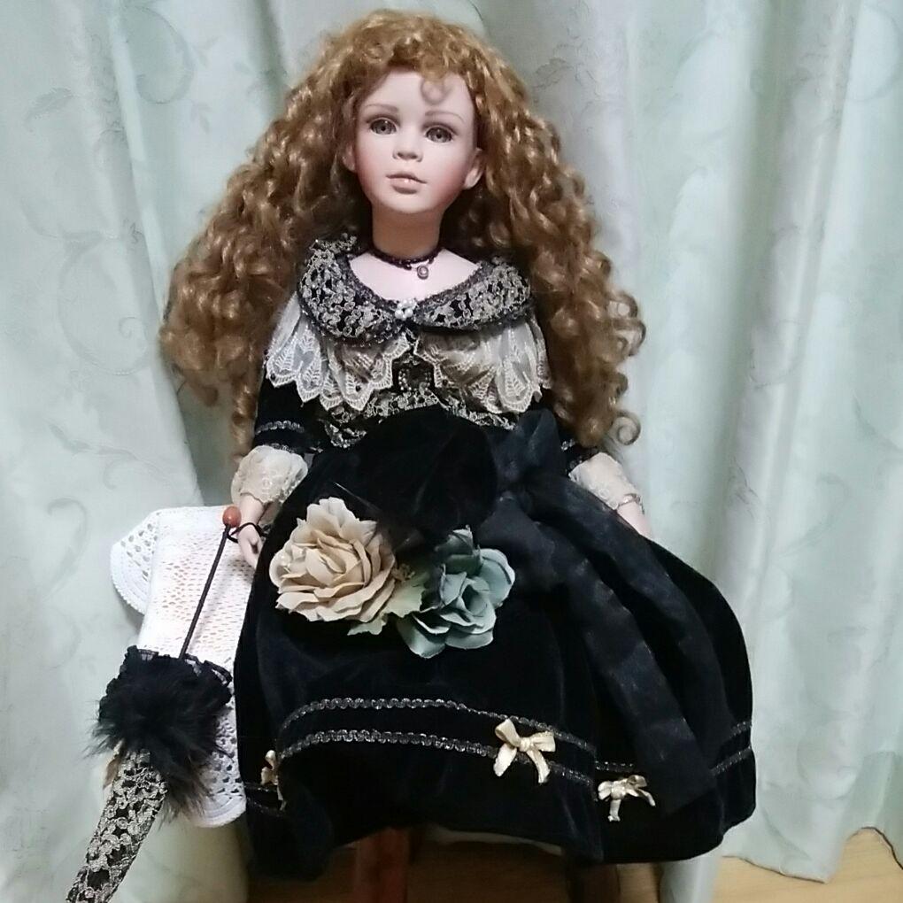 アンティーク調フランス人形